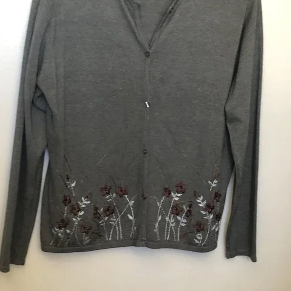 tops - Picture 6 of 16